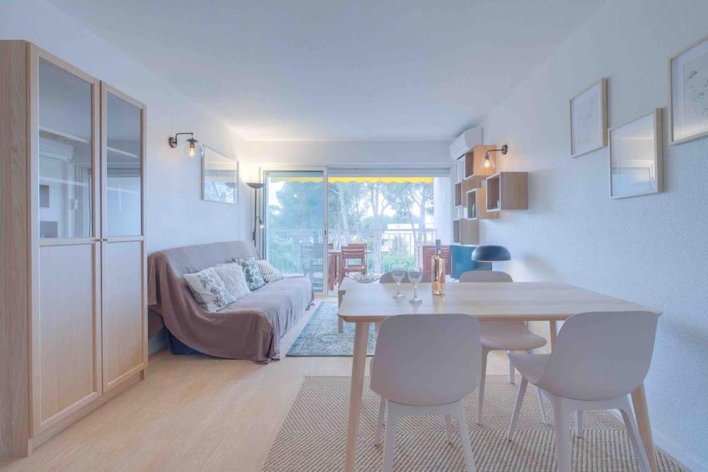 Boreal 4 Pax Bord De Mer Apartment Saint-Raphael  Ngoại thất bức ảnh